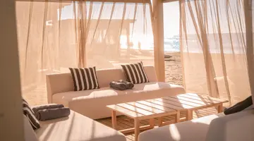 LIU RESORTS