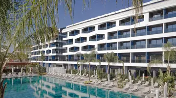 LIU RESORTS