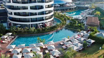 LIU RESORTS