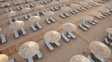 LIU RESORTS