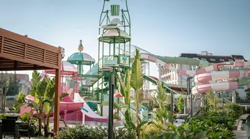 LIU RESORTS
