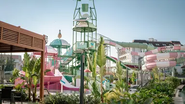 LIU RESORTS