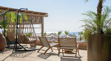 LIU RESORTS