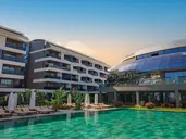 LIU RESORTS