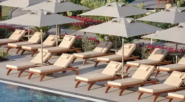 LIU RESORTS