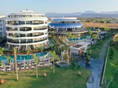 LIU RESORTS
