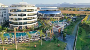 LIU RESORTS