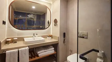 LIU RESORTS
