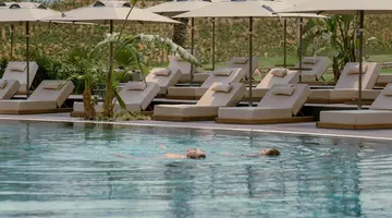 LIU RESORTS