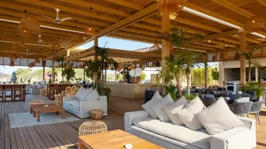 LIU RESORTS