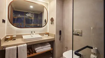 LIU RESORTS