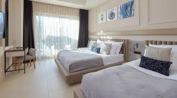 LIU RESORTS