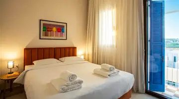LIV&Co Suites & Villas