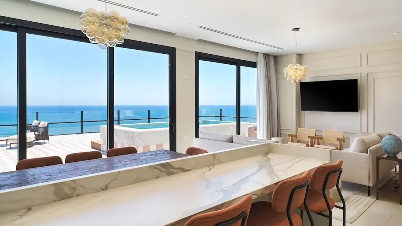 LIV Mackenzie Beach Suites