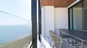 LIV Mackenzie Beach Suites