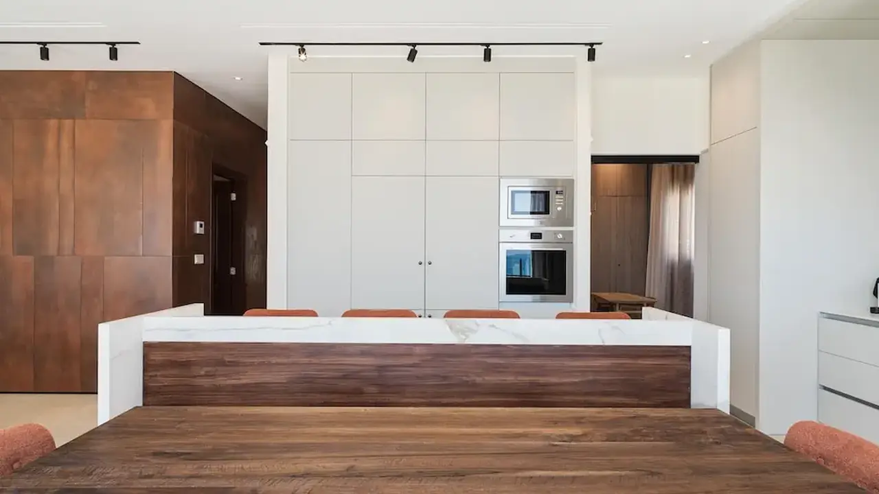 LIV Mackenzie Beach Suites