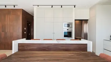 LIV Mackenzie Beach Suites