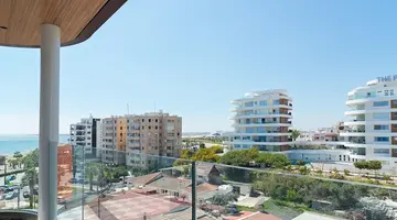 LIV Mackenzie Beach Suites