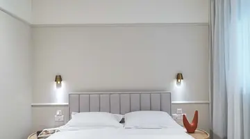 LIV Mackenzie Beach Suites