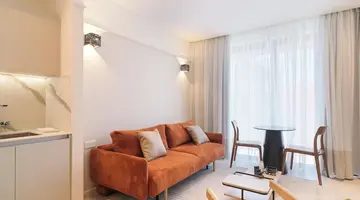 LIV Mackenzie Beach Suites