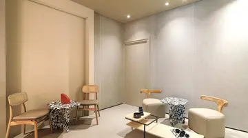 LIV Mackenzie Beach Suites