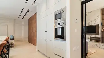 LIV Mackenzie Beach Suites
