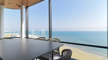 LIV Mackenzie Beach Suites
