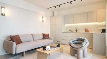 LIV Mackenzie Beach Suites