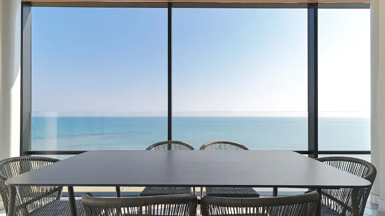 LIV Mackenzie Beach Suites