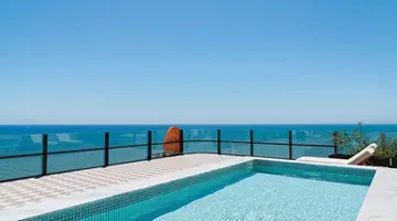 LIV Mackenzie Beach Suites