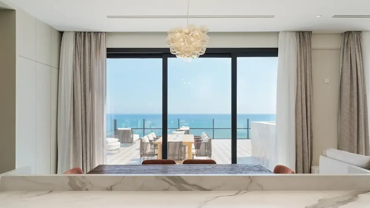 LIV Mackenzie Beach Suites