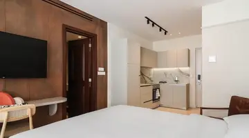 LIV Mackenzie Beach Suites