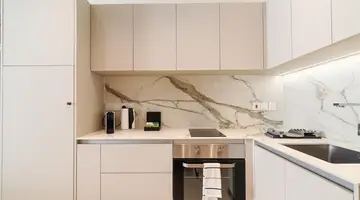 LIV Mackenzie Beach Suites