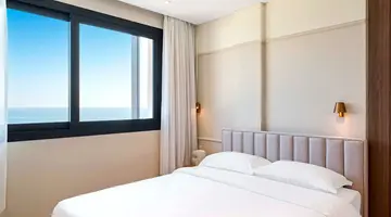LIV Mackenzie Beach Suites