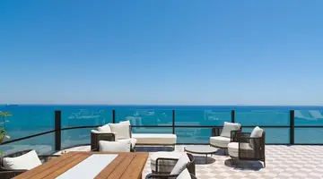 LIV Mackenzie Beach Suites