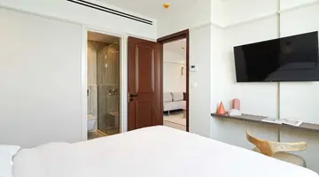 LIV Mackenzie Beach Suites