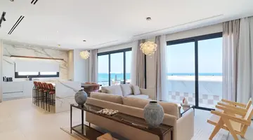 LIV Mackenzie Beach Suites