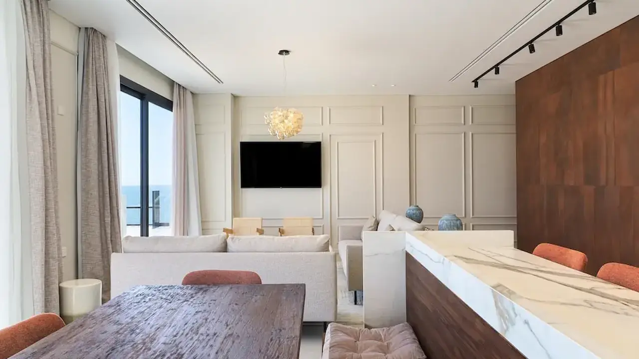 LIV Mackenzie Beach Suites