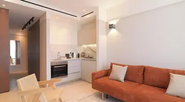 LIV Mackenzie Beach Suites