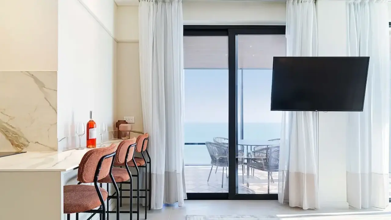 LIV Mackenzie Beach Suites