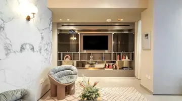 LIV Mackenzie Beach Suites