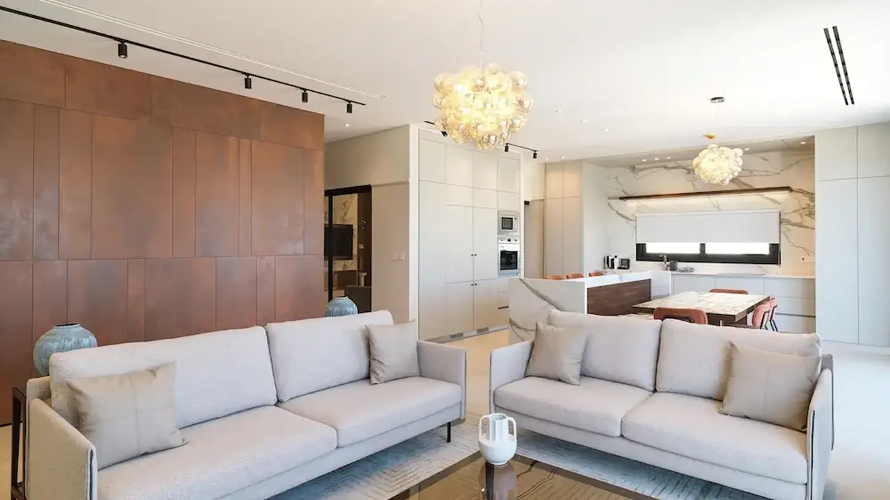 LIV Mackenzie Beach Suites