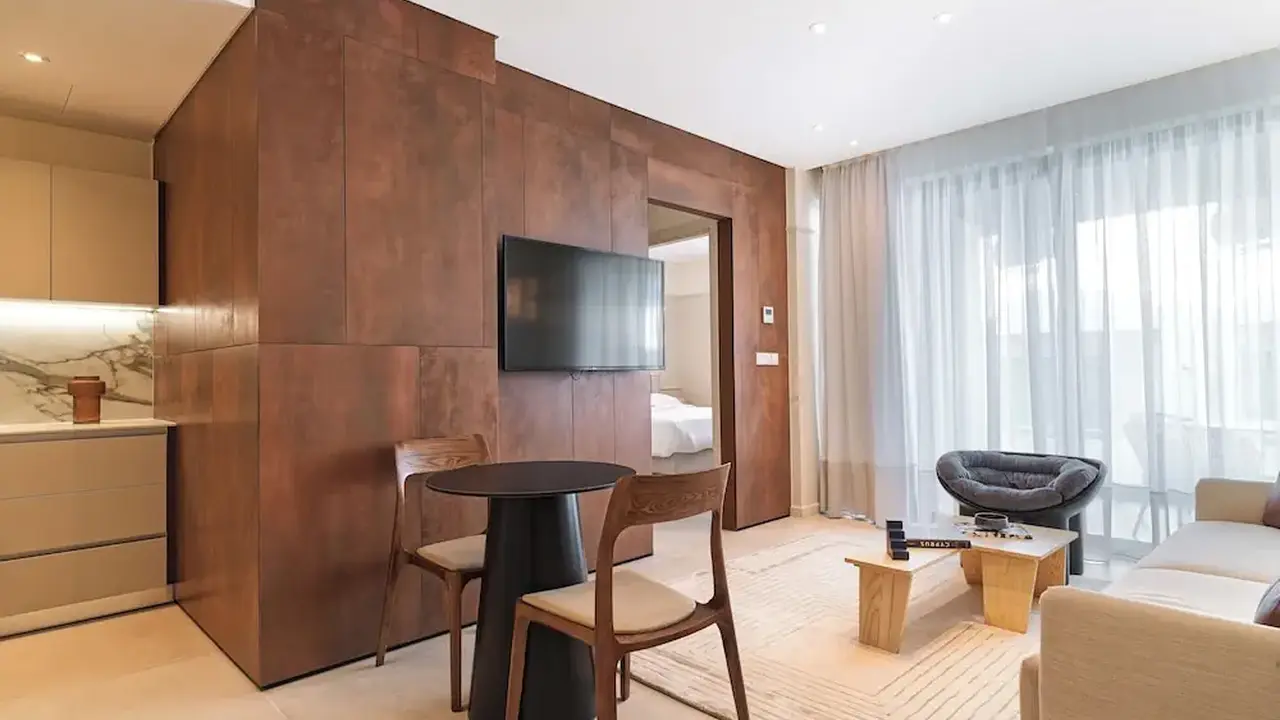 LIV Mackenzie Beach Suites
