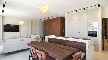 LIV Mackenzie Beach Suites