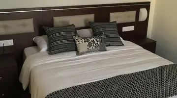 Livadhiotis City Hotel