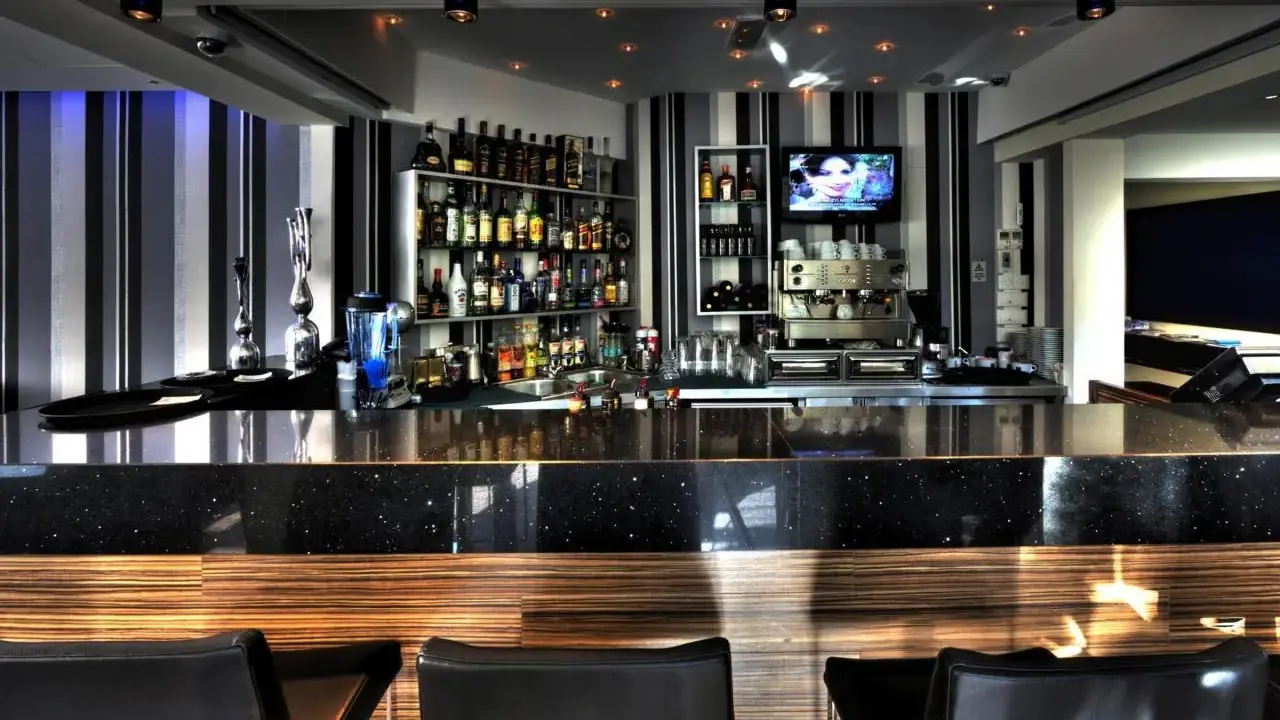 Livadhiotis City Hotel