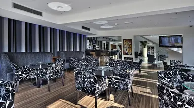 Livadhiotis City Hotel