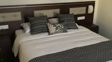 Livadhiotis City Hotel