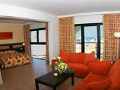 Livadhiotis City Hotel