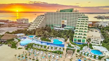 Live Aqua Beach Resort Cancun